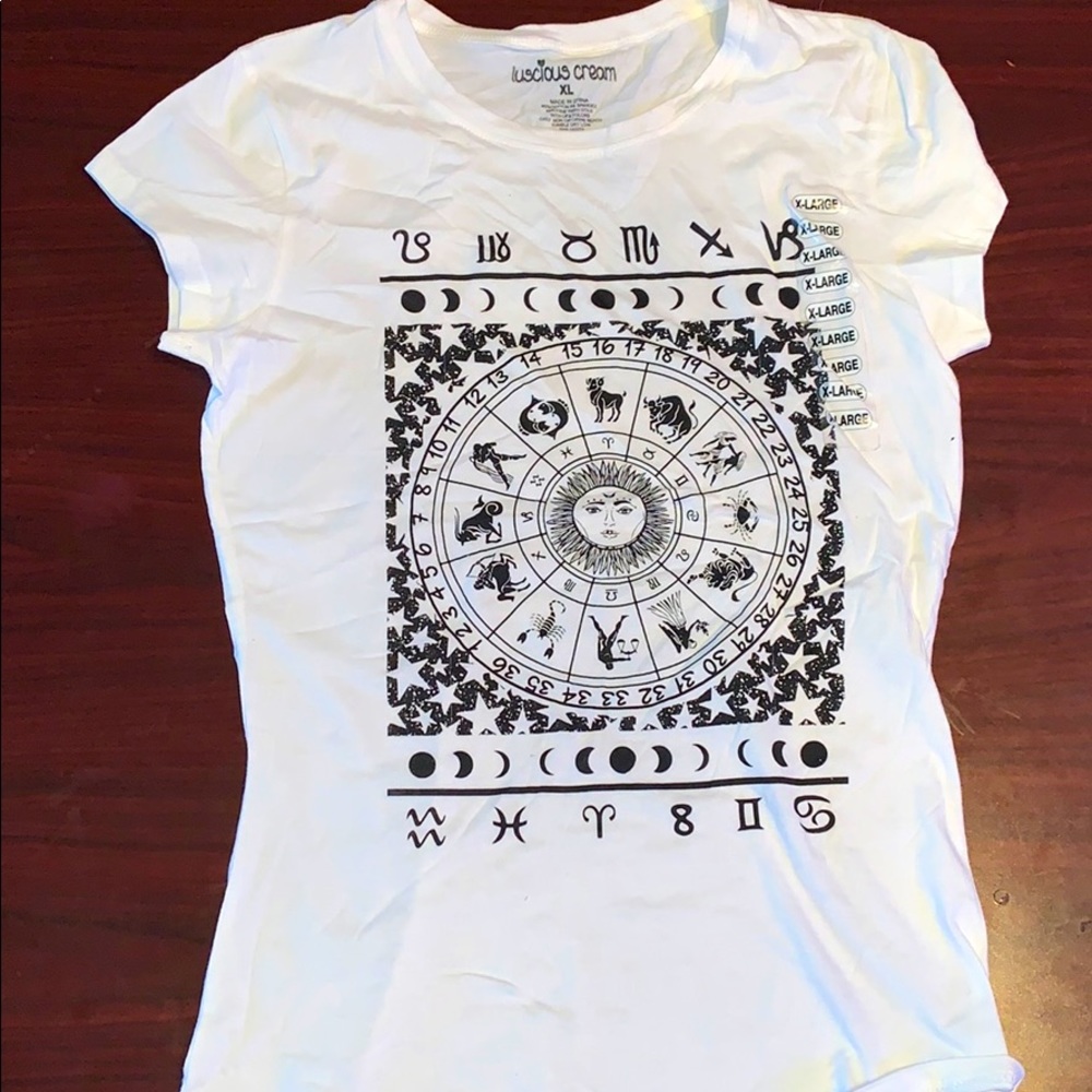 COPY - graphic tee